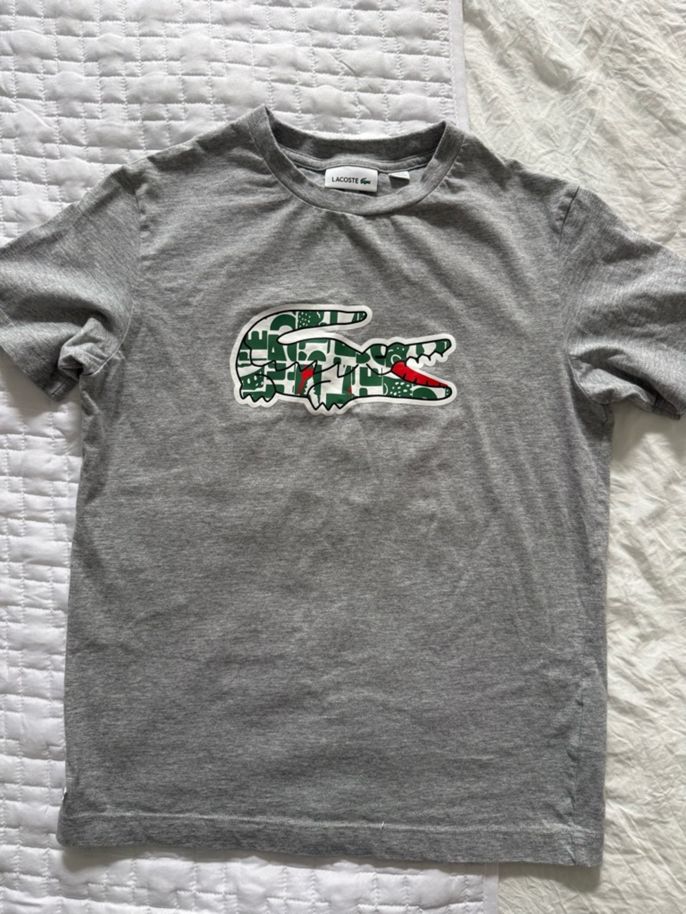 Lacoste t-shirt youth size 12